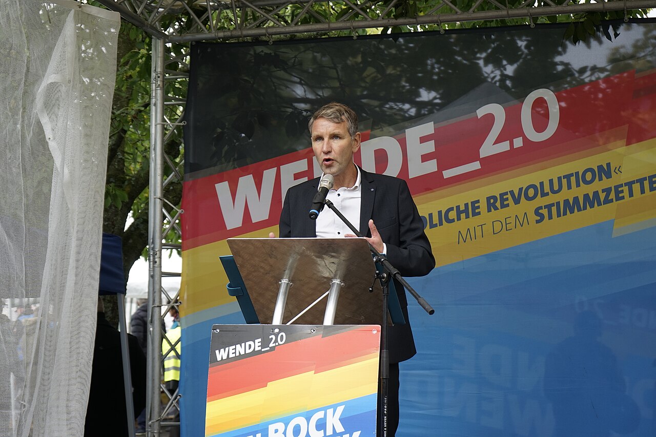 Far-right politician and AfD official Björn Höcke at a rally ahead of the 2019 elections. © Wikimedia.org/CC BY-SA 4.0