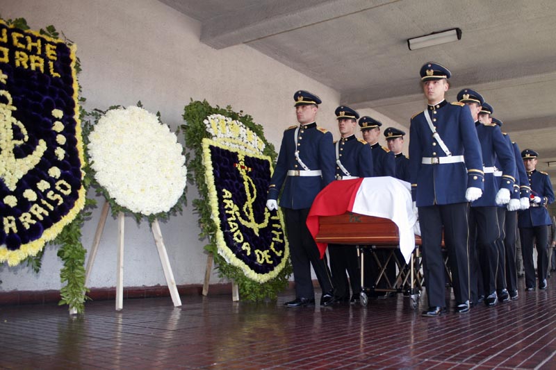 Pinochet nakoniec nemal štátny, ale vojenský pohreb. © Wikimedia.org