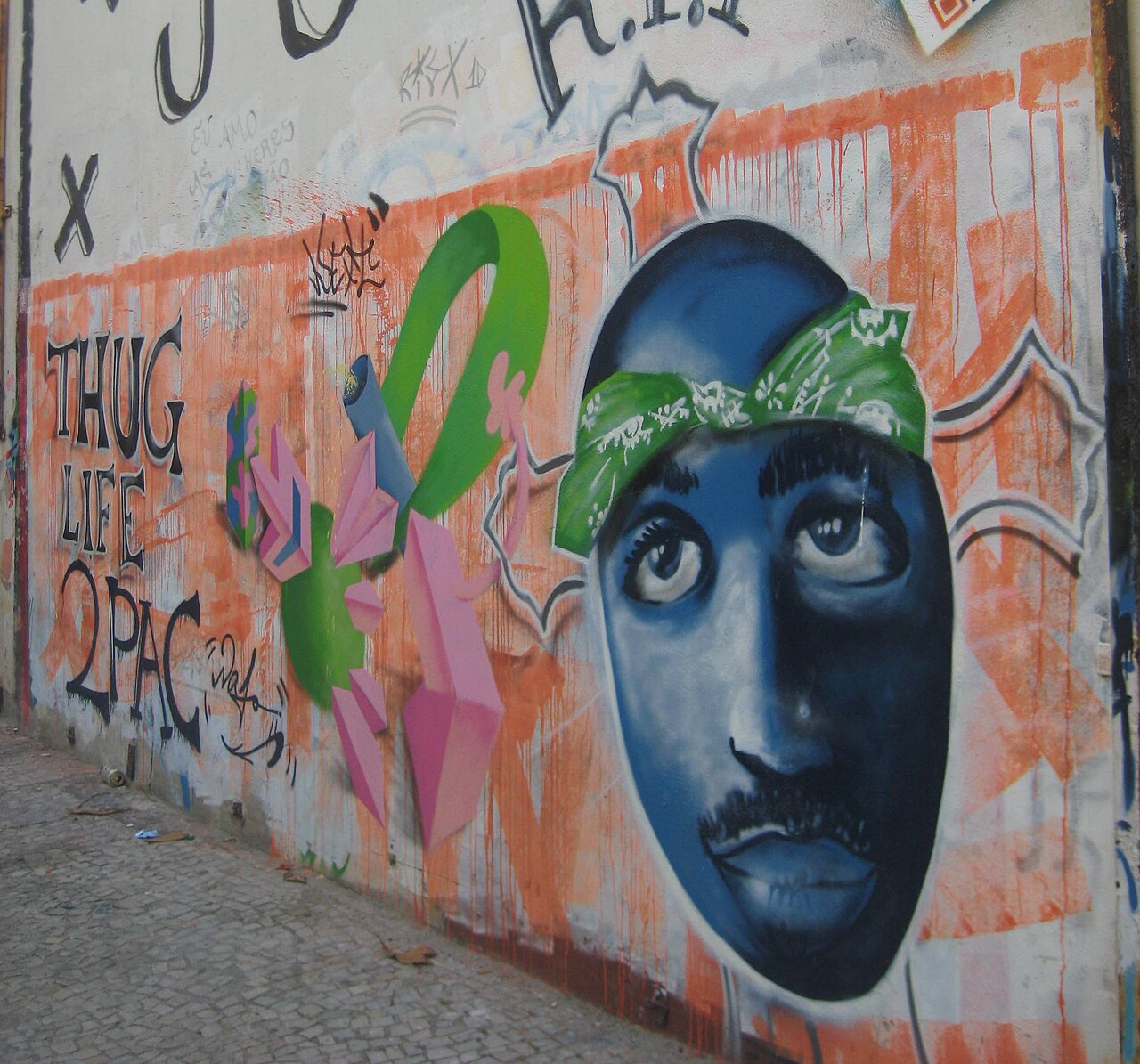 Graffiti Tuapc v Ipanema, Rio De Janeiro. © Wikimedia.org