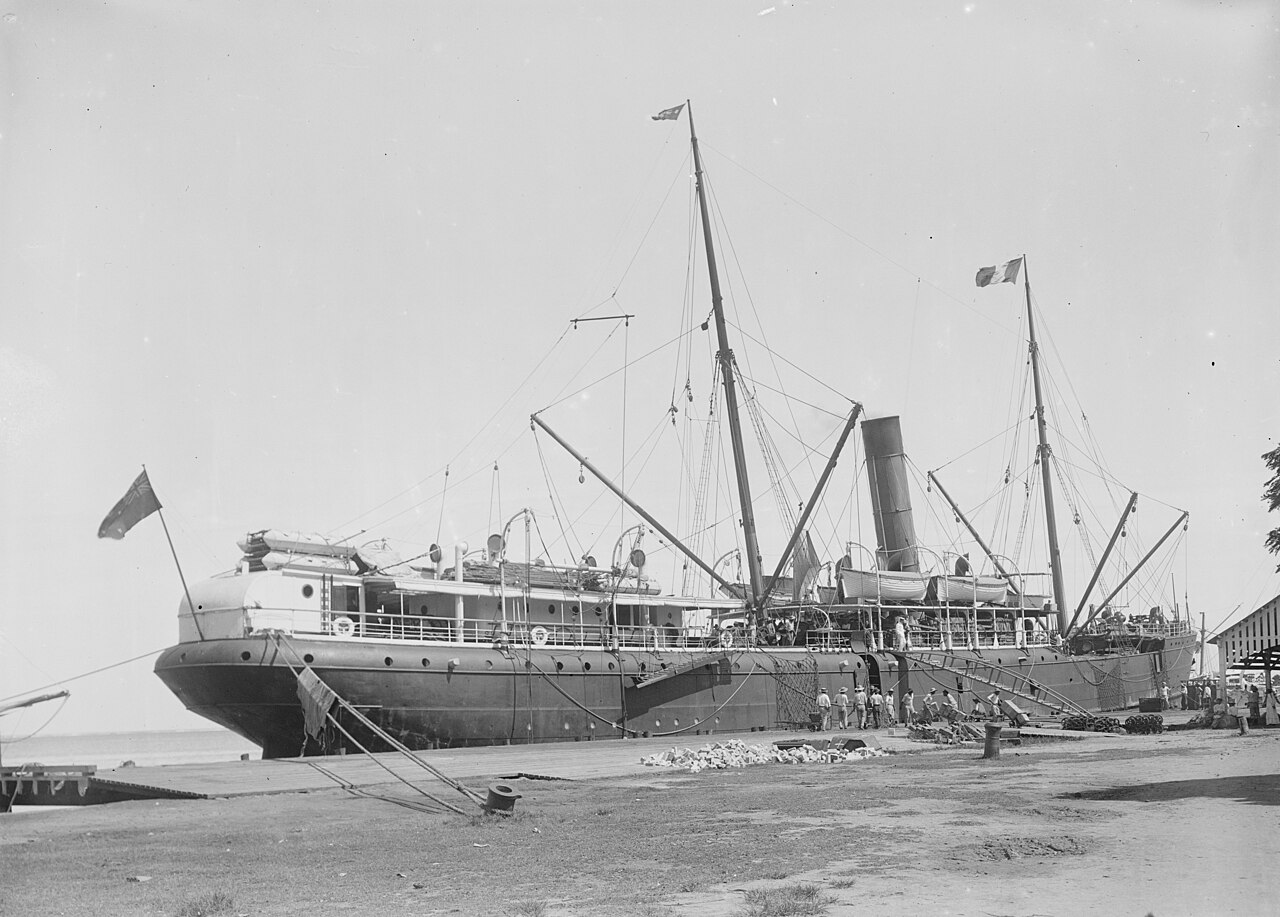 Loď SS Talune by ostala prakticky neznámou, ak by sa v r. 1918 nestala nástrojom rýchleho šírenia smrtiacej Španielskej chrípky.  © Wikimedia.org
