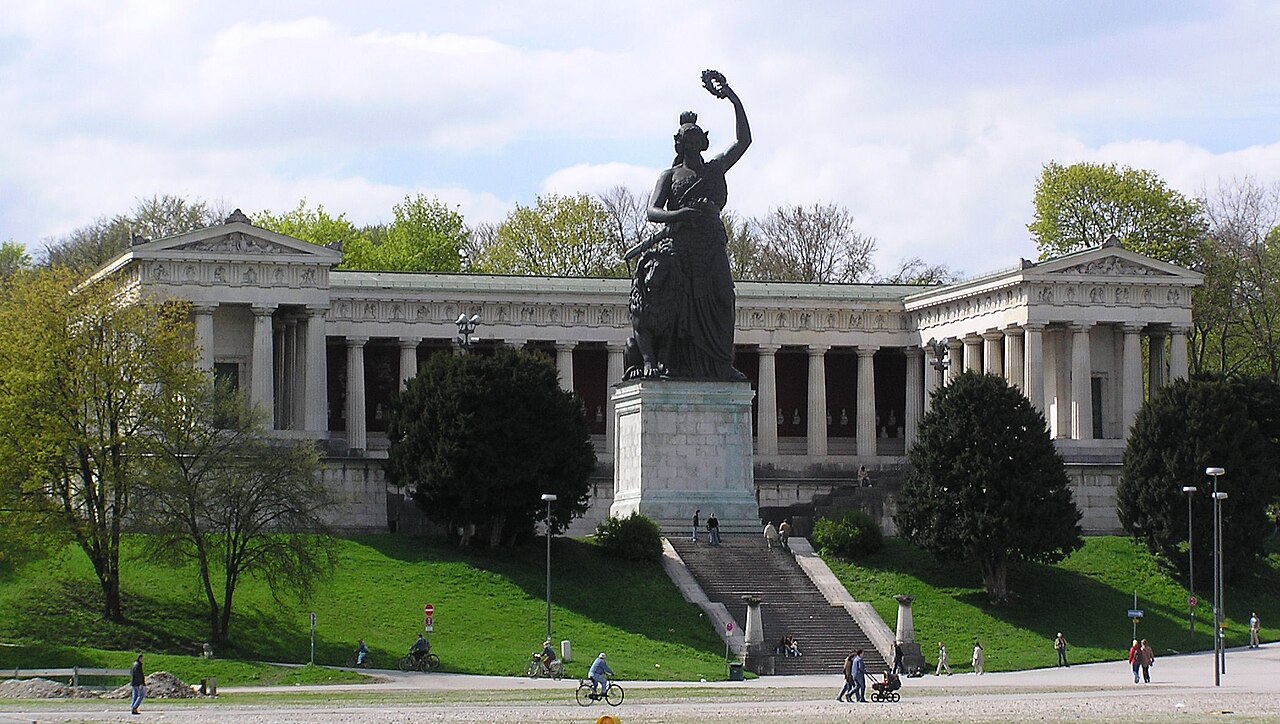 Slávna socha Bavarie bola od čias antiky prvá, ktorú celú odliali z bronzu. © Wikimedia.org