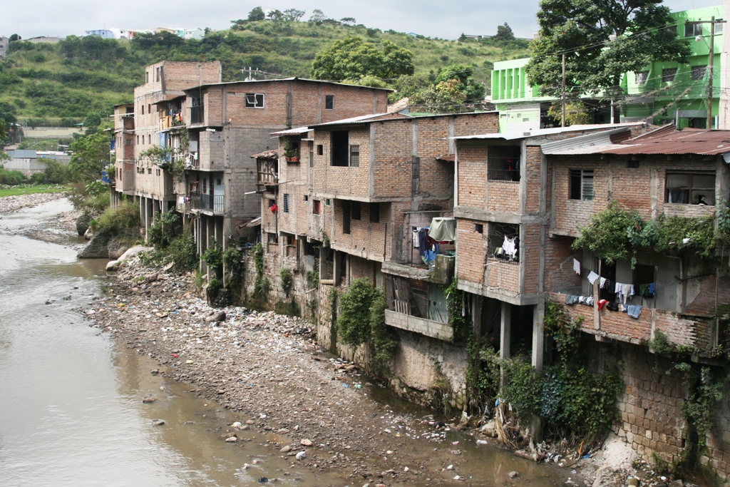 A slum in Tegucigalpa, the capital of Honduras. © Wikimedia.org