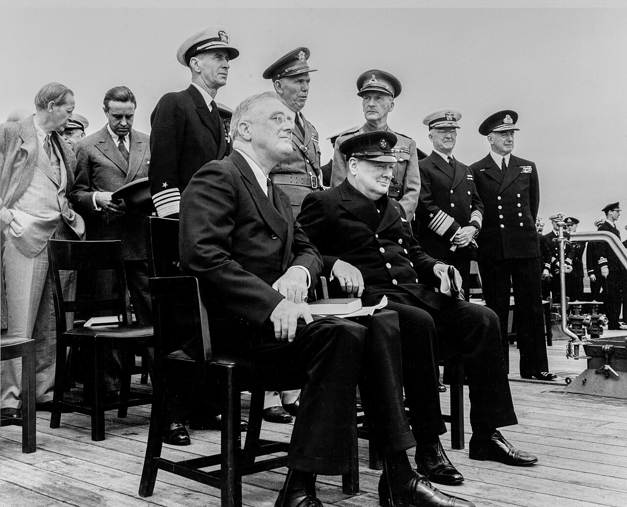 Roosevelt a Churchill na palube HMS Prince of Wales v roku 1941. © Wikimedia.org