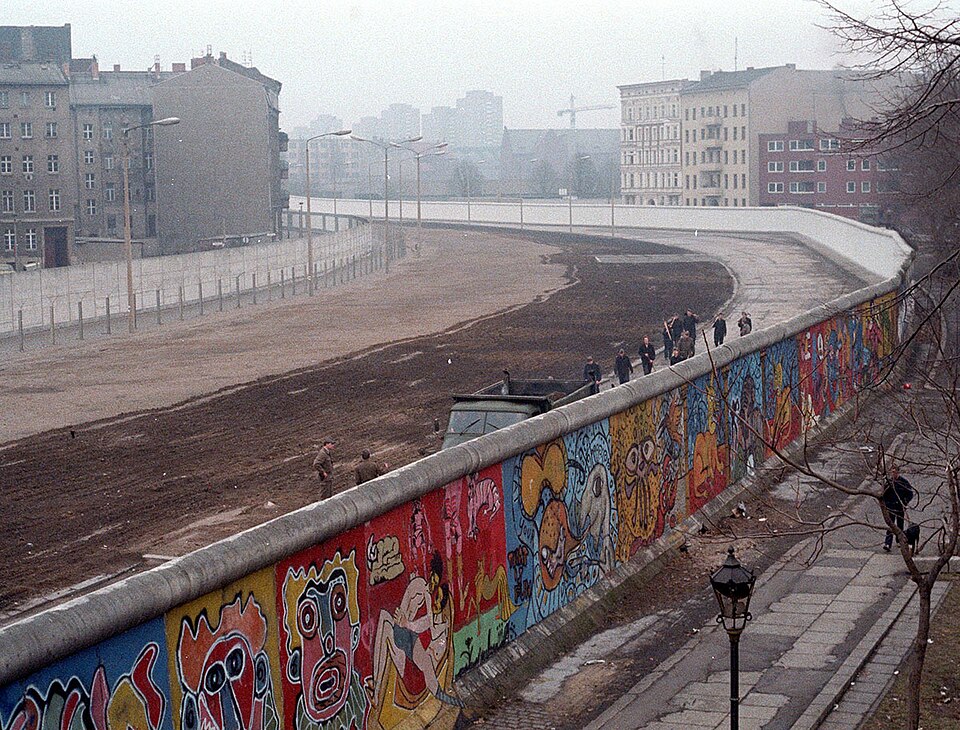 Berlínsky múr, tu v roku 1986, sa stal symbolom Studenej vojny. © Wikimedia.org