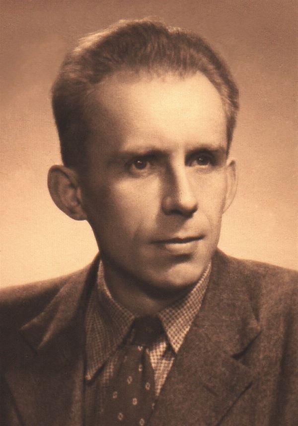 Agent Schramm nedostal čas rozrozprávať sa. © Wikimedia.org